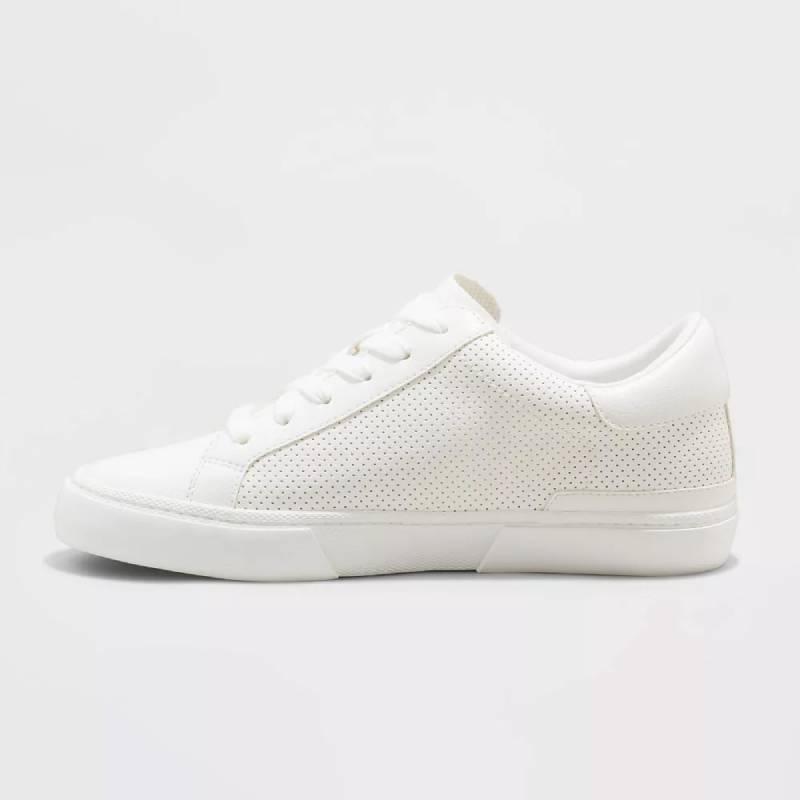 Classic White Leather Shoe